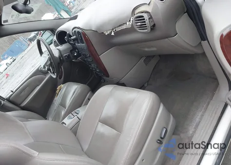 2003 Chrysler Town & Country Limited z USA, uszkodzony, nr VIN 2C8GP64L03R271389